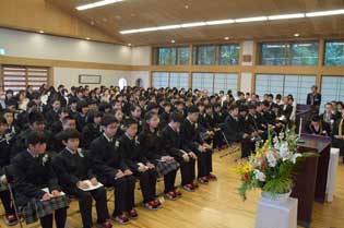 入学式の会場内様子