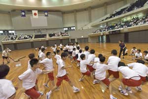 学年対抗棒引き