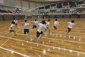 学年対抗400mリレー・予選