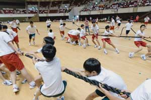 学年対抗棒引き