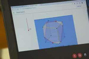 GeoGebraを使った立方体の切断面の解説