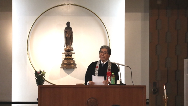 学園物故者追悼会